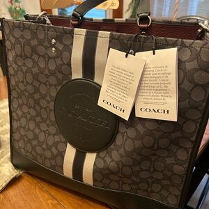 Coach Dempsey Tote 40 Black and Gray Signature New